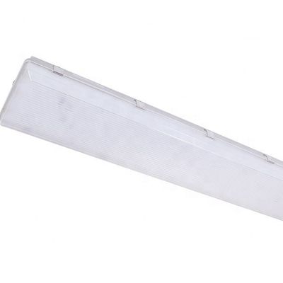 Dimmable 150W 4FT LED Vapor 꽉 차 있는 주차장 Tri Proof Light Fixtures 조명 솔루션