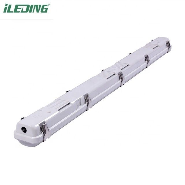 AC 110V ± 10% 입력 전압 산업용 60W 4' LED 선형 트리 불빛 날씨 방지